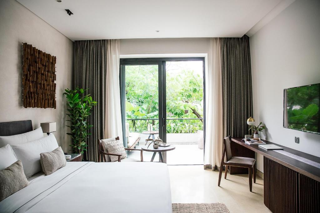 treeline hotels in siem reap