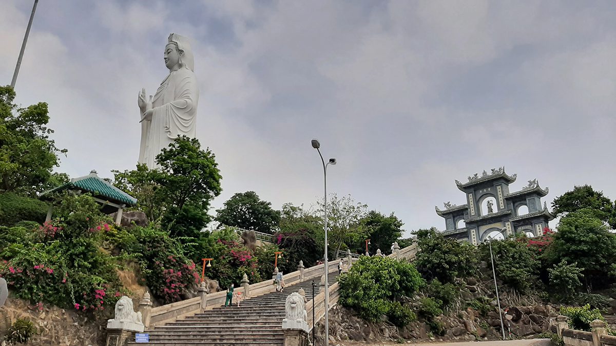 lady buddha danang 3 weeks in vietnam