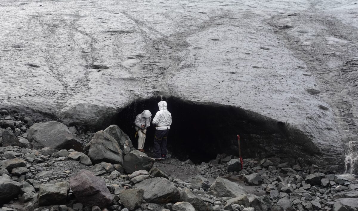 glacier hike in iceland