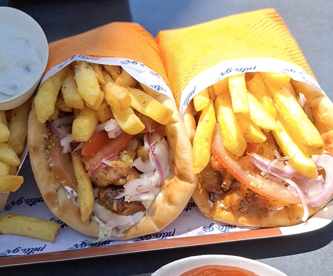 foods to try in greece