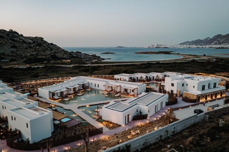 eco hotels in naxos: laguna coast