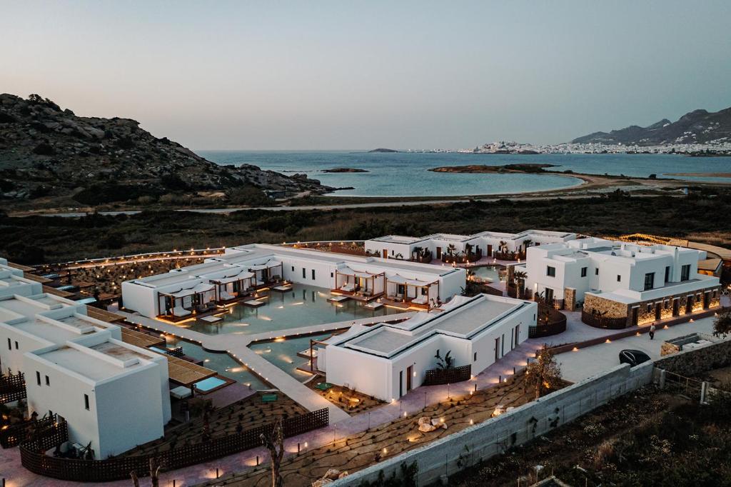 eco hotels in naxos: laguna coast
