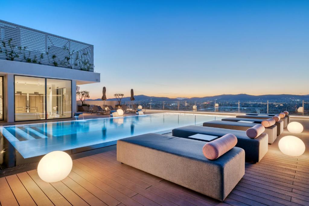 the stanley: eoc hotel in athens